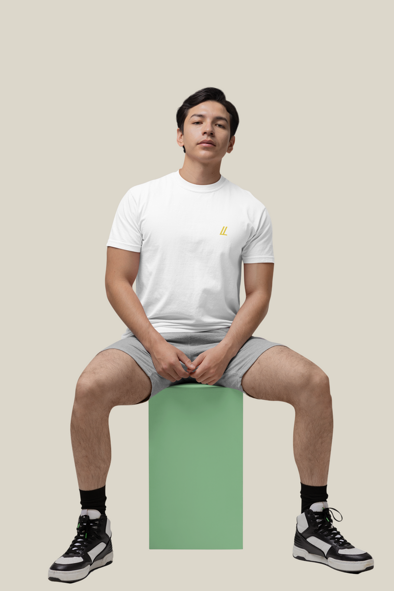 Camiseta Básica Premium Bold Minimal (Bordado)