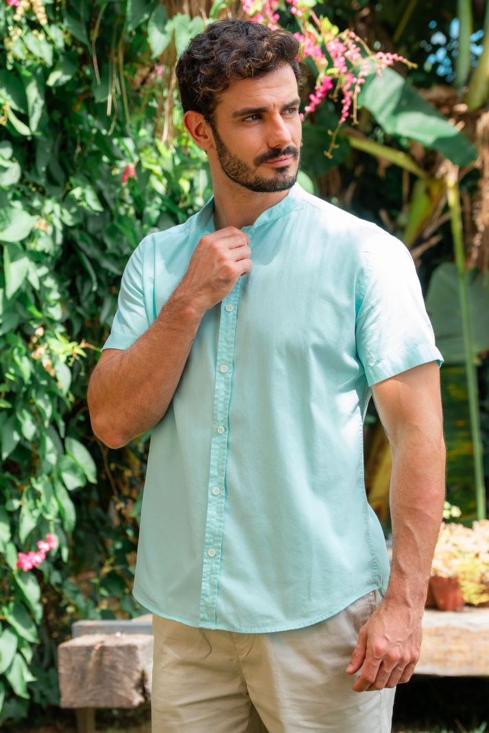 Camisa manga curta gola padre sarja estonada