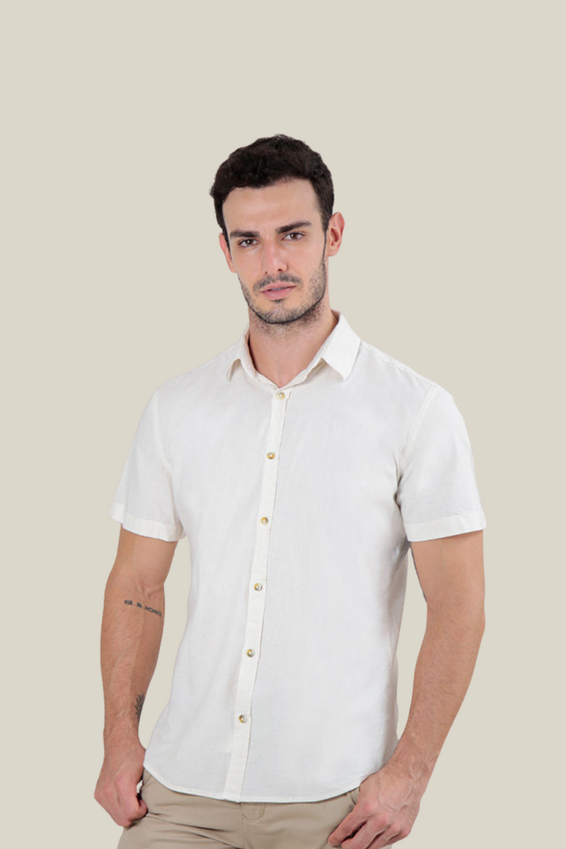 Camisa manga curta slim fit linho