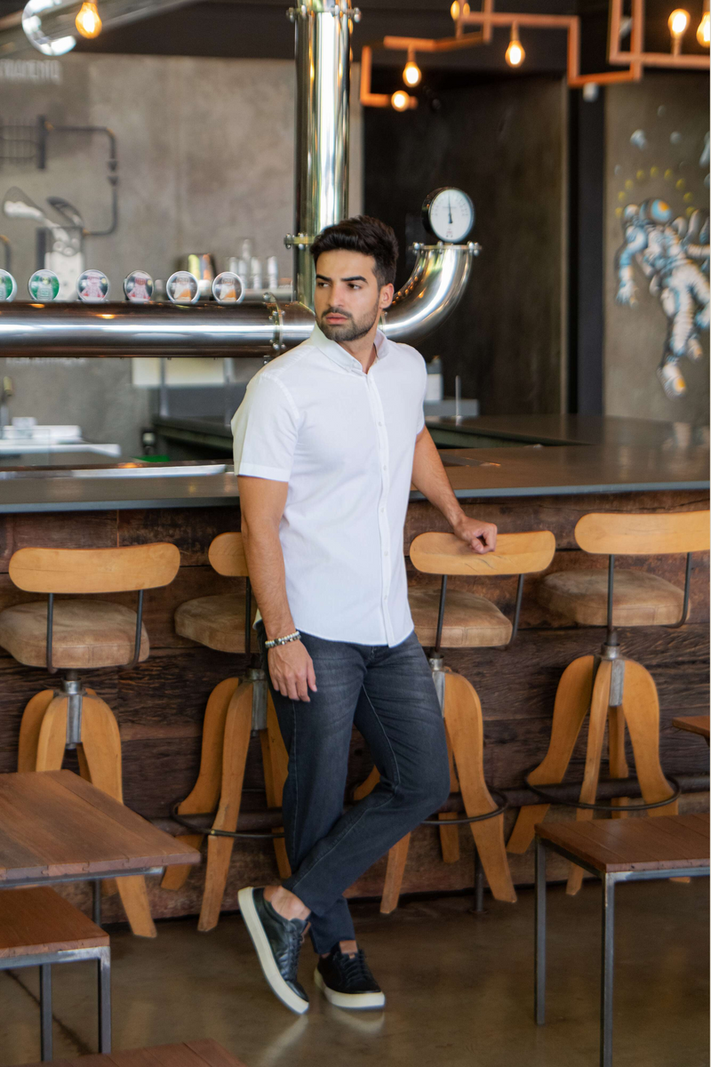 Camisa manga curta slim fit linho