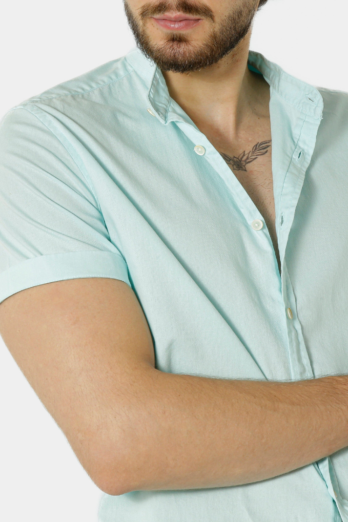 Camisa manga curta gola padre sarja estonada