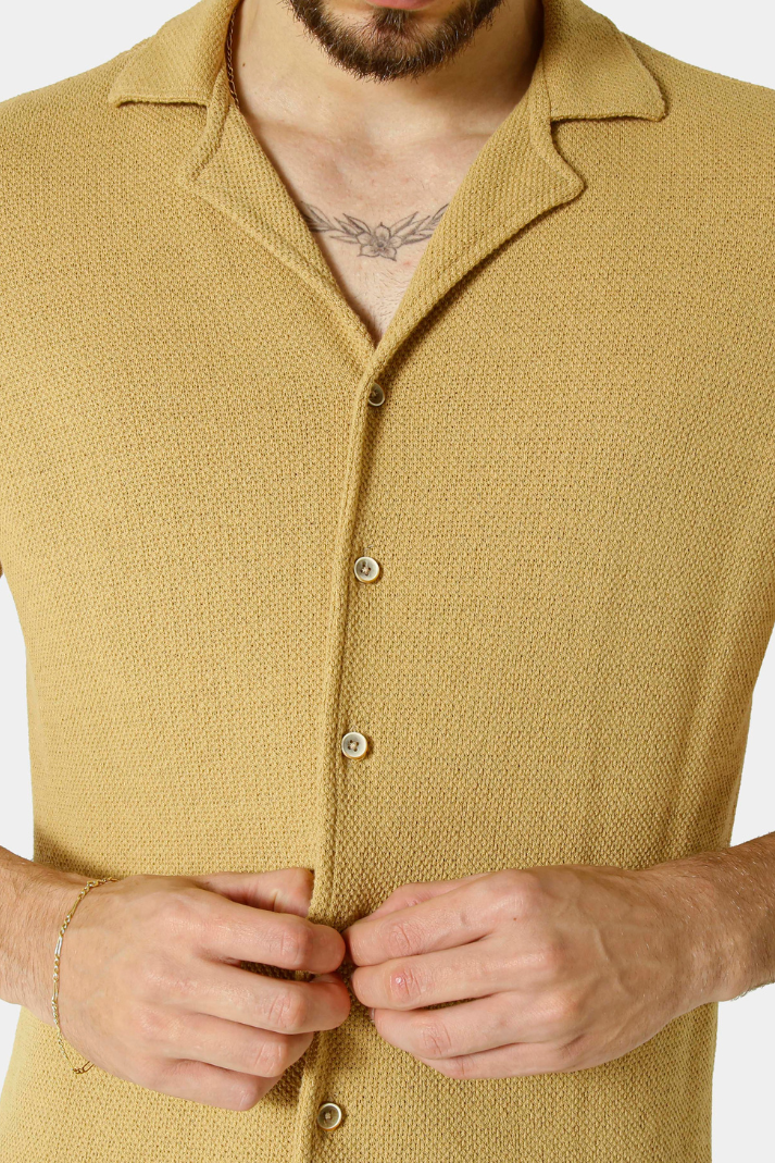 Camisa gola esporte manga curta textura