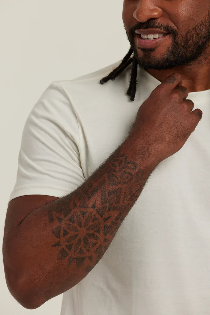 Camiseta Premium Off White Lisa