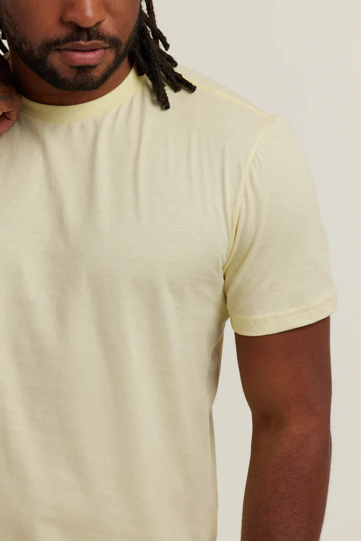 Camiseta Premium Amarelo Bebê Lisa